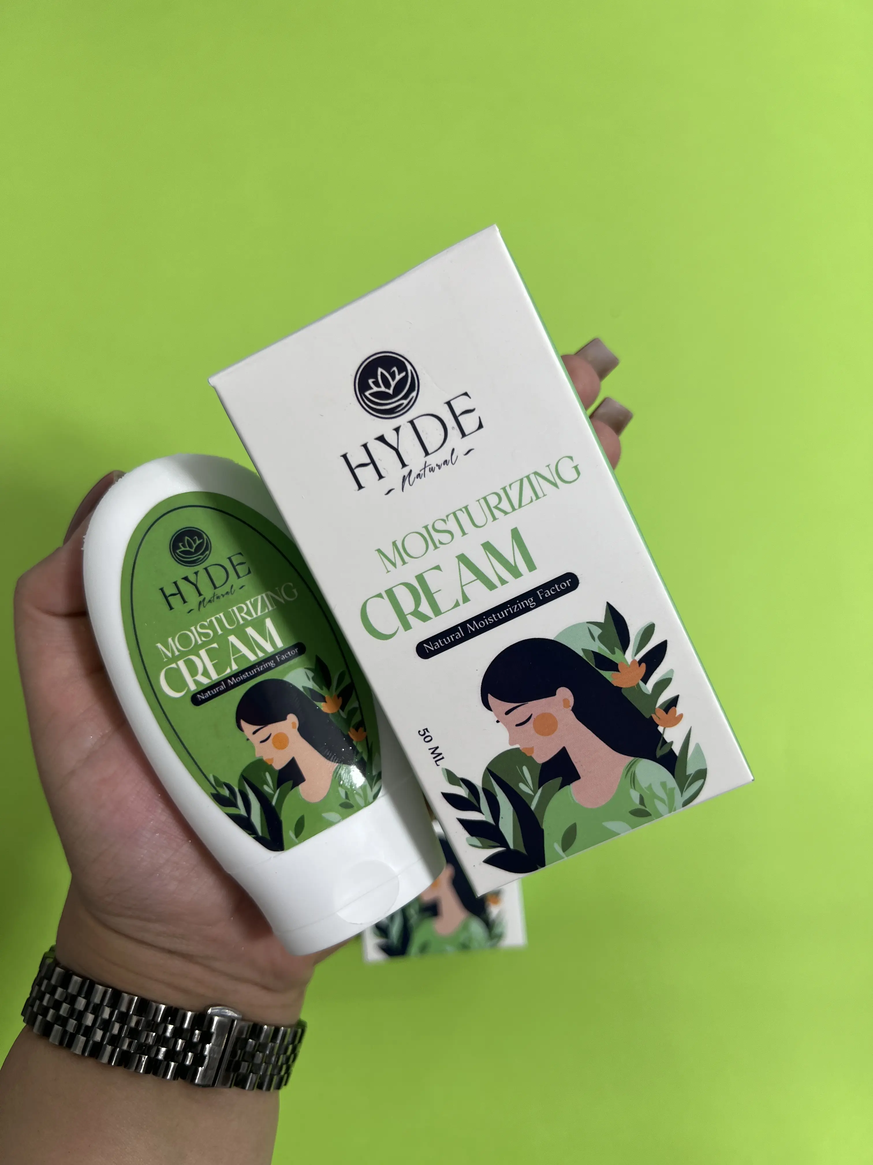 کرم مرطوب کننده گیاهی برند هاید